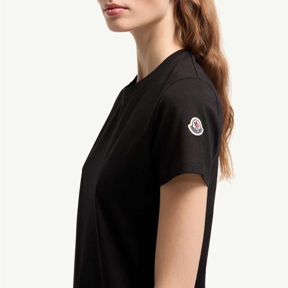 Moncler Women's Black Short Sleeve Crewneck Tee